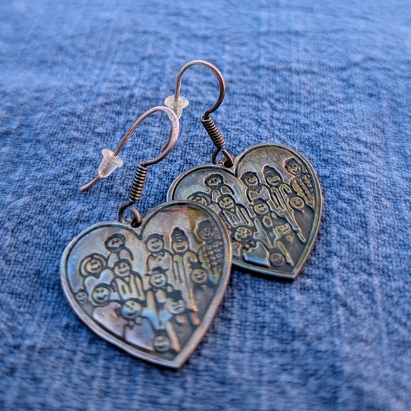 EFS Jewelry - Save the Children Sterling Silver 925 Heart Dangle Earrings Rare EFS Vintage 80s